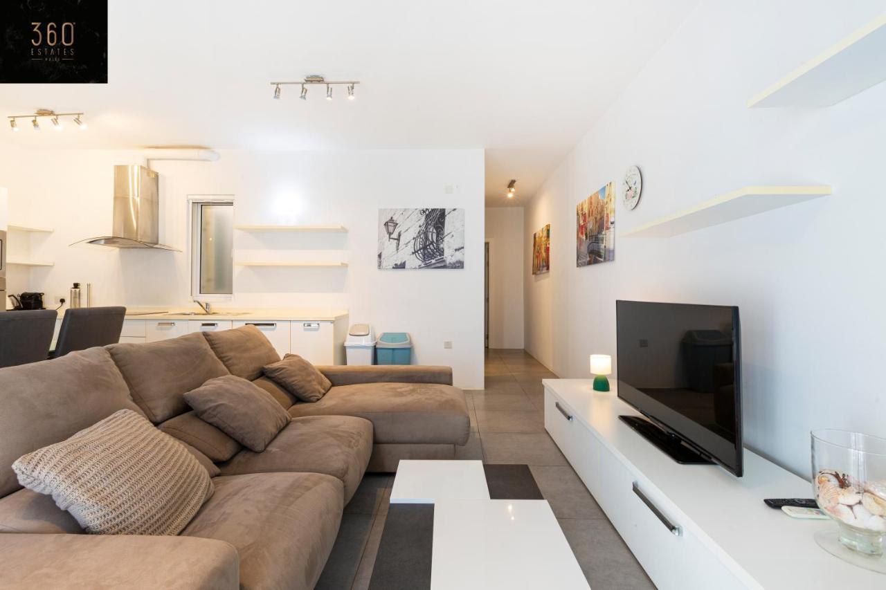 Sunny & Beautiful Views, Amazing Design & Terrace By 360 Estates Appartement