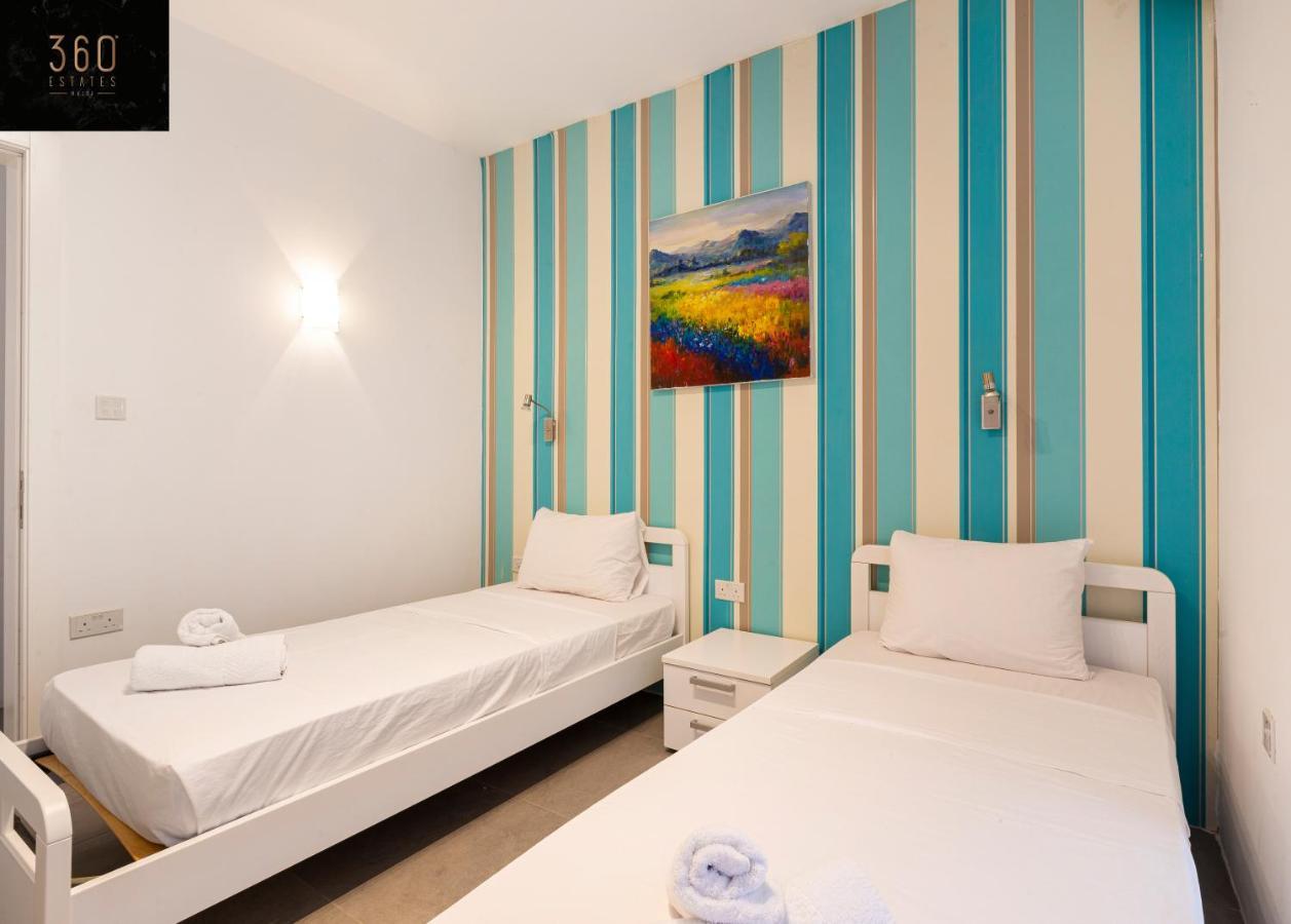 Sunny & Beautiful Views, Amazing Design & Terrace By 360 Estates Appartement Lija