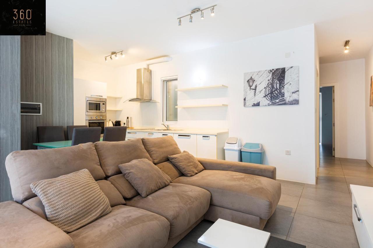 Appartement Sunny & Beautiful Views, Amazing Design & Terrace By 360 Estates *
